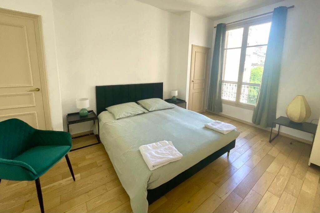 Gustave - Charming Eiffel Tower Appartement - Paris Ngoại thất bức ảnh