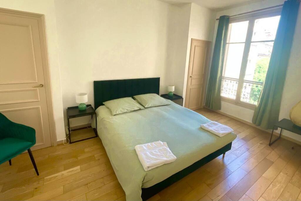 Gustave - Charming Eiffel Tower Appartement - Paris Ngoại thất bức ảnh
