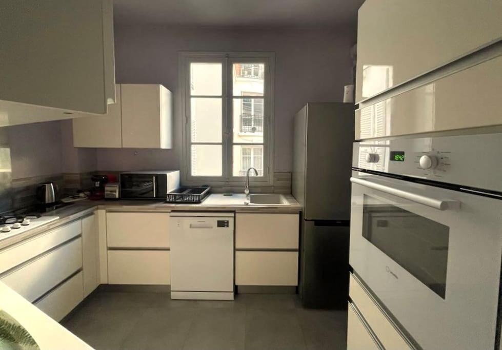 Gustave - Charming Eiffel Tower Appartement - Paris Ngoại thất bức ảnh